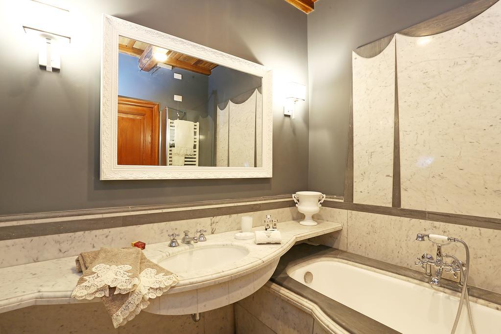The Palazzetto Suites Rome Exterior photo